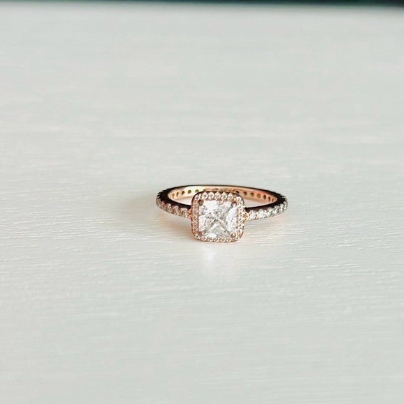 Pandora square halo ring rose gold plating size 5 - Picture 3 of 7